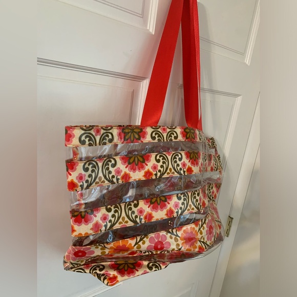 Vera Bradley Folkloric Beach Tote Bag + Matching Toiletry Bags & Key Wallet - Picture 3 of 15